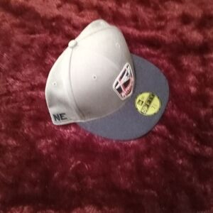 New England patriots NFL New Era Grey and blue 7/5/8